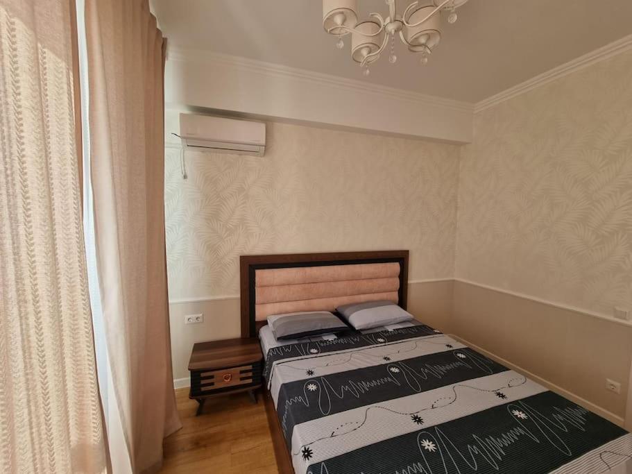 Grand Excelent New Ultra Central Apartments Kisinyov Kültér fotó