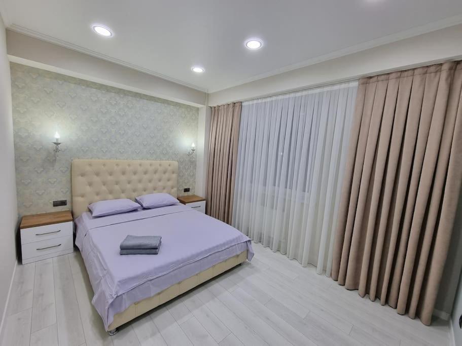 Grand Excelent New Ultra Central Apartments Kisinyov Kültér fotó
