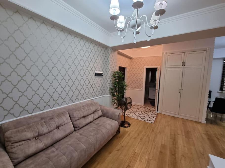 Grand Excelent New Ultra Central Apartments Kisinyov Kültér fotó
