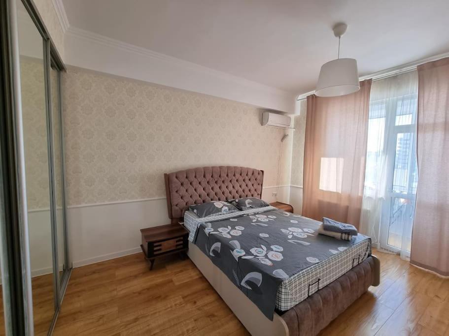 Grand Excelent New Ultra Central Apartments Kisinyov Kültér fotó