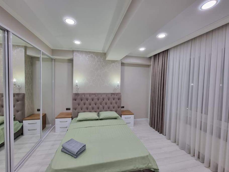 Grand Excelent New Ultra Central Apartments Kisinyov Kültér fotó