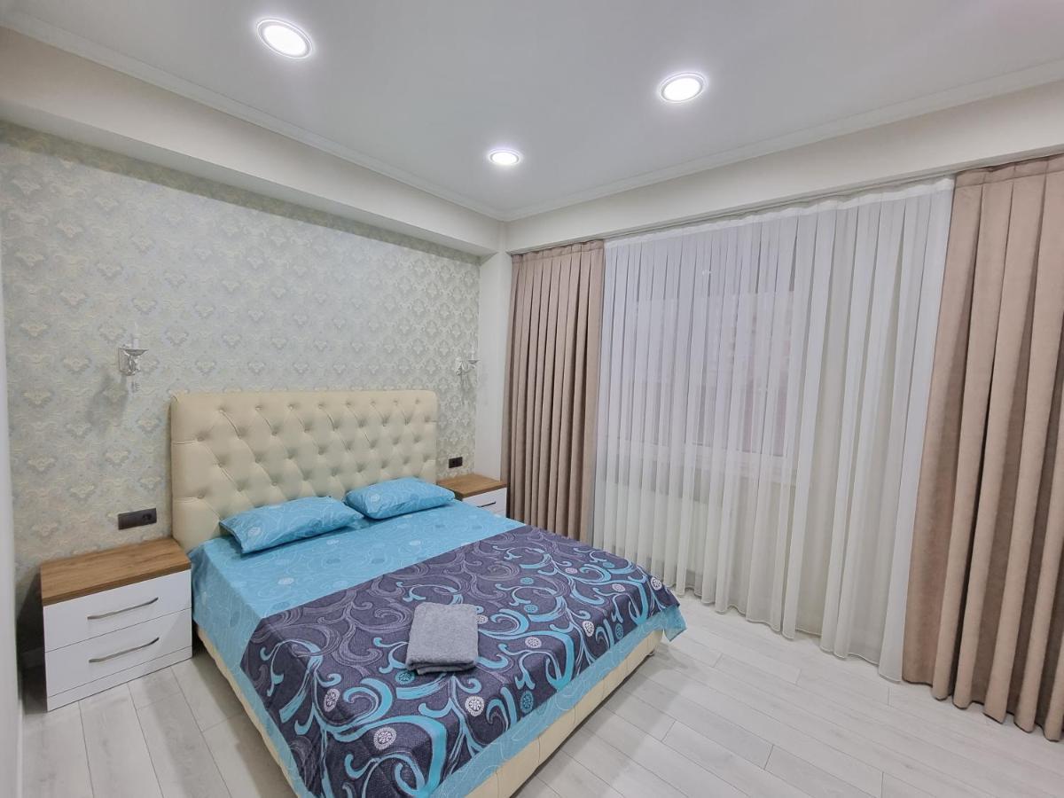 Grand Excelent New Ultra Central Apartments Kisinyov Kültér fotó